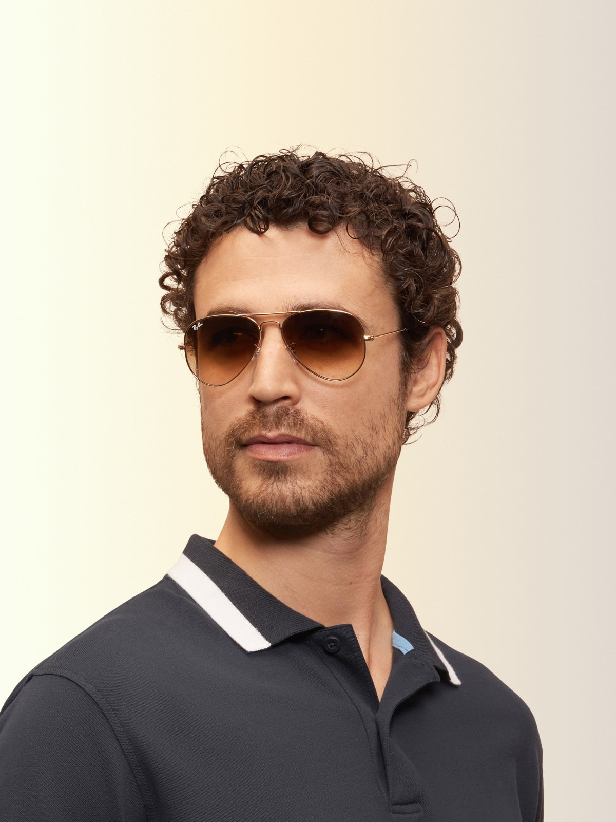 Ray-Ban RB3025 Aviator Gradient Sunglasses - Metal Frame